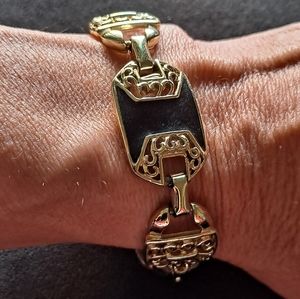 Ornate Black Gemstone Faux Black Onyx Gold Toned Clasp Bracelet